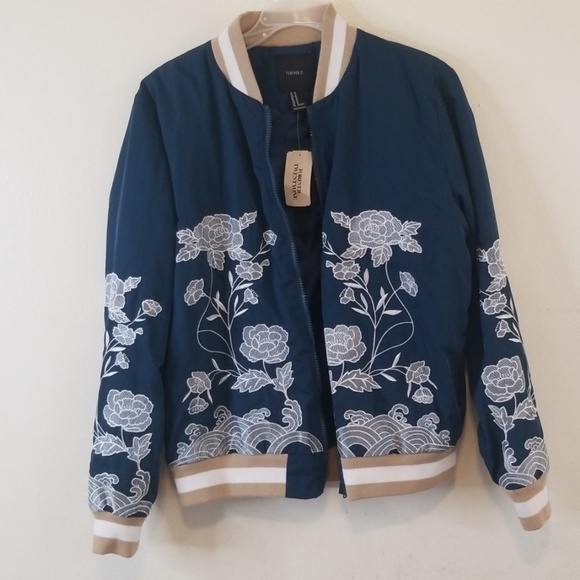 Forever 21 Jackets & Blazers - NWT Forever21 Embroidered Bomber Jacket